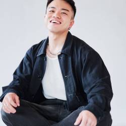 プロフィール詳細を見る